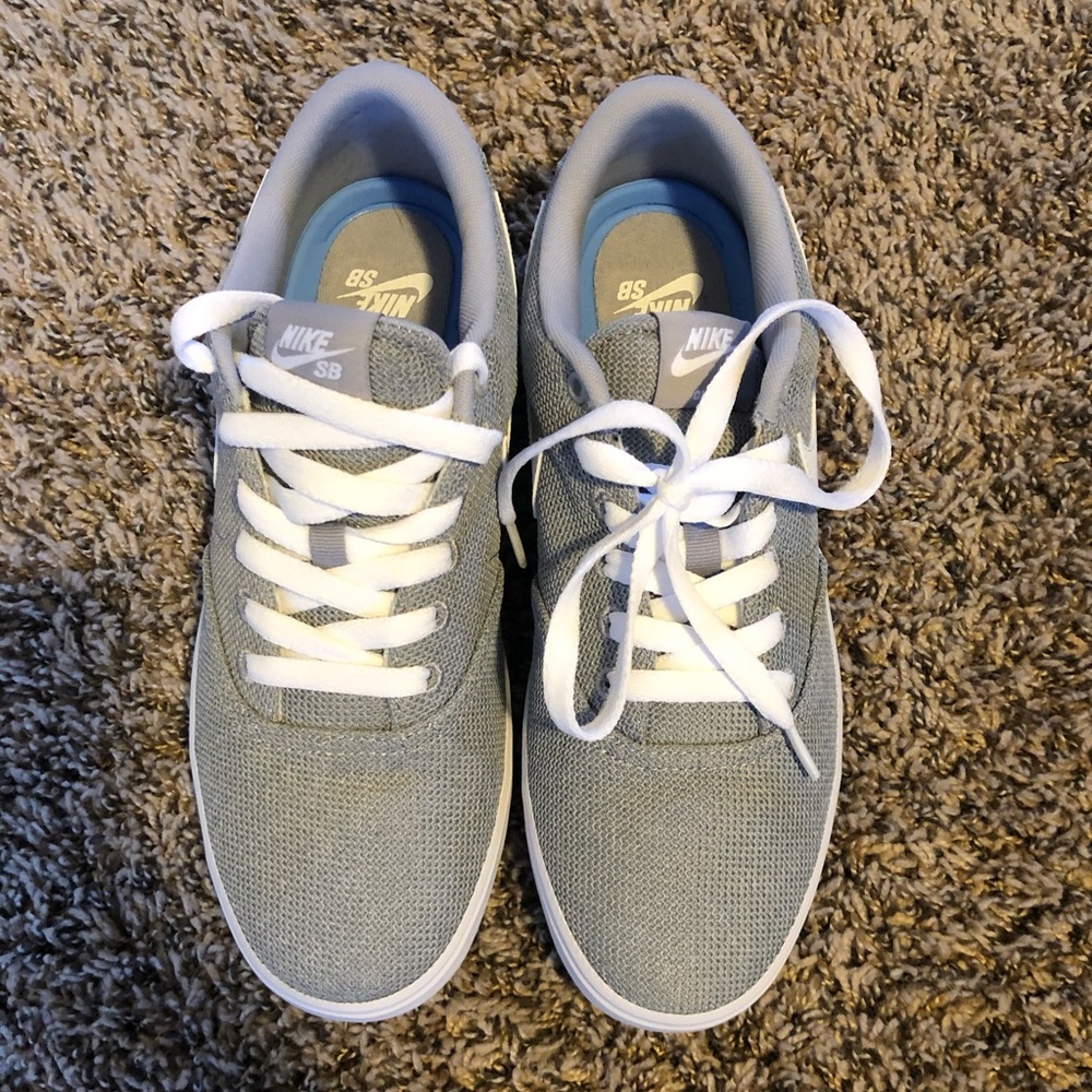 New womens Nike SB Check Solarsoft Canvas